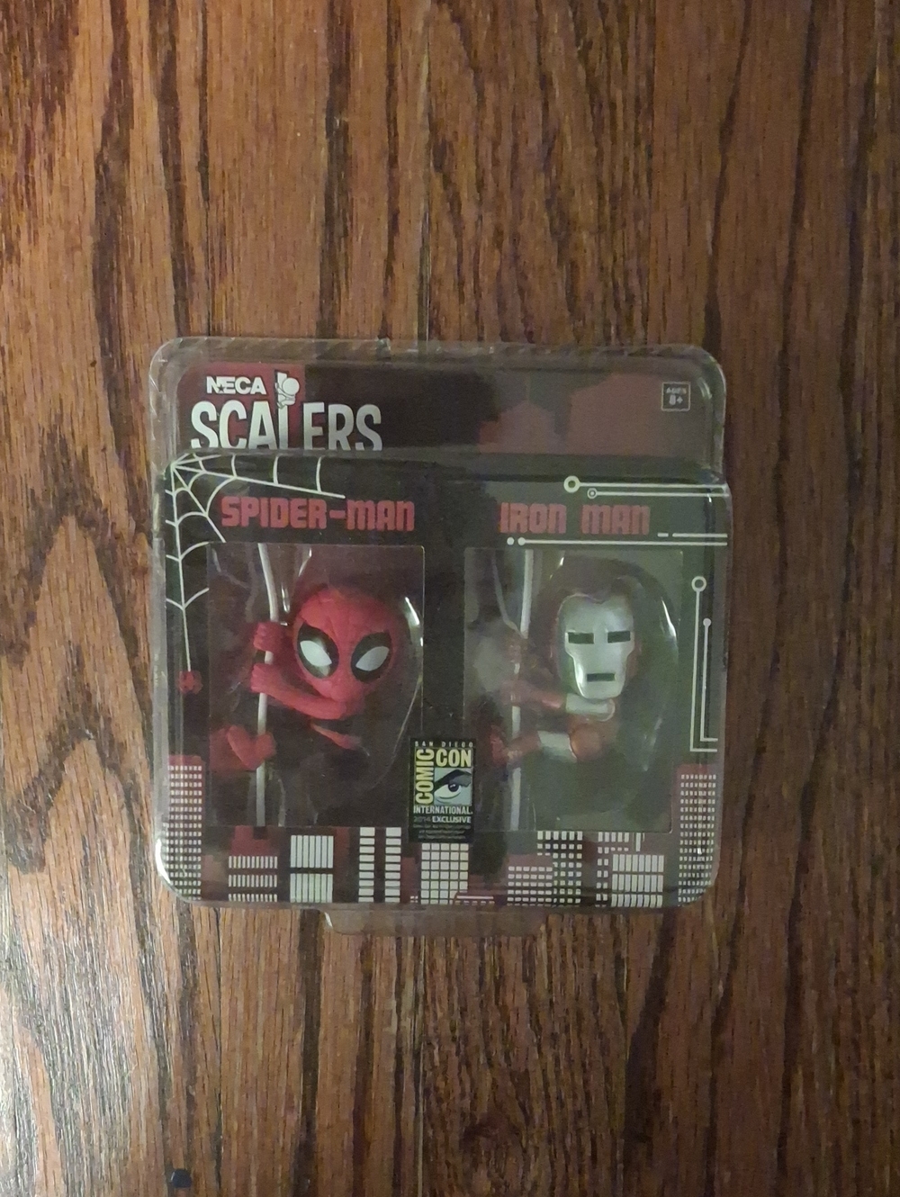 NECA Scalers Spider-Man & Iron Man Phone Display Figures - Red/Gold